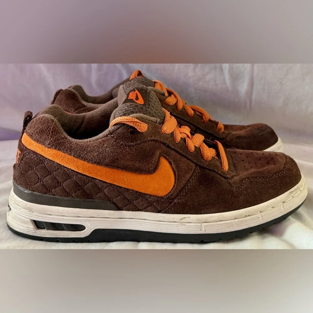 Vintage Old School Nike Basketball Shoes Youth Boys Size 6Y, Nike, Boys, Shoe